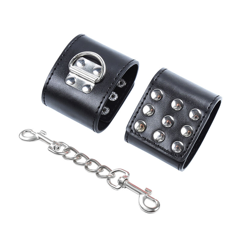 Menottes de poignets OHMAMA FETISH à rivets