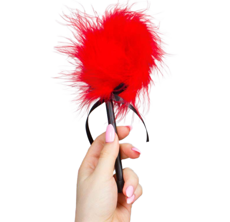 Plumeau rouge en marabout pour des chatouilles délicates et des sensations douces SECRETPLAY